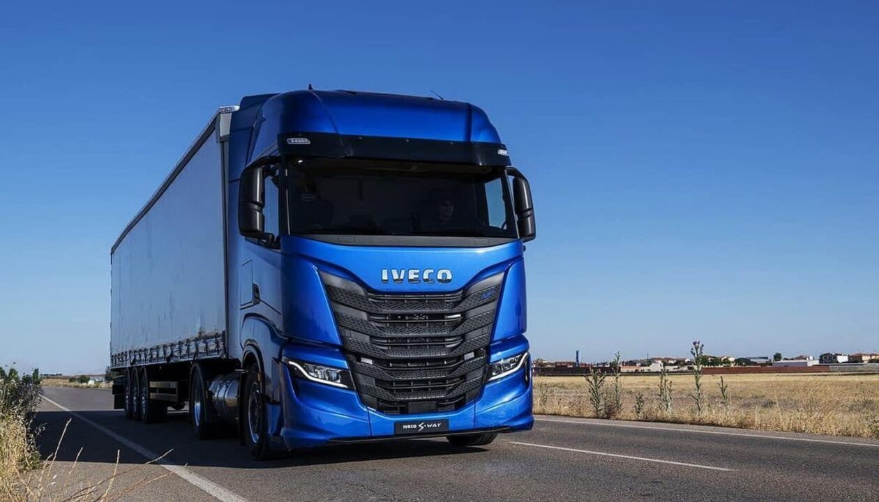 02-iveco-s-way.jpg