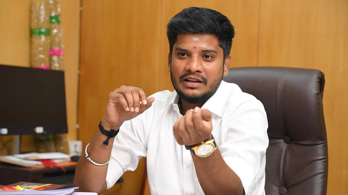 அமைச்சர் ரமேஷ் 