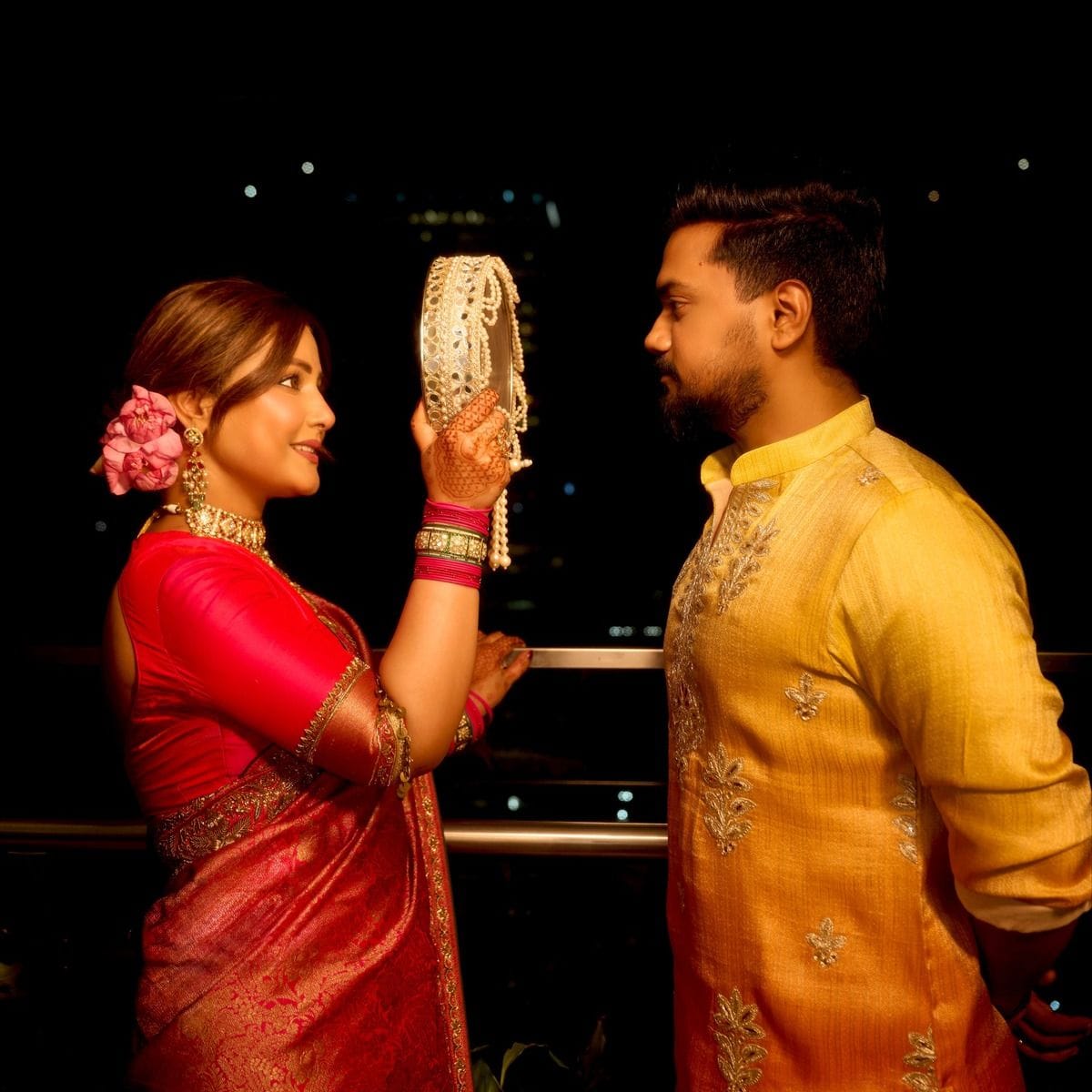 Hina Khan Karwa Chauth (3)